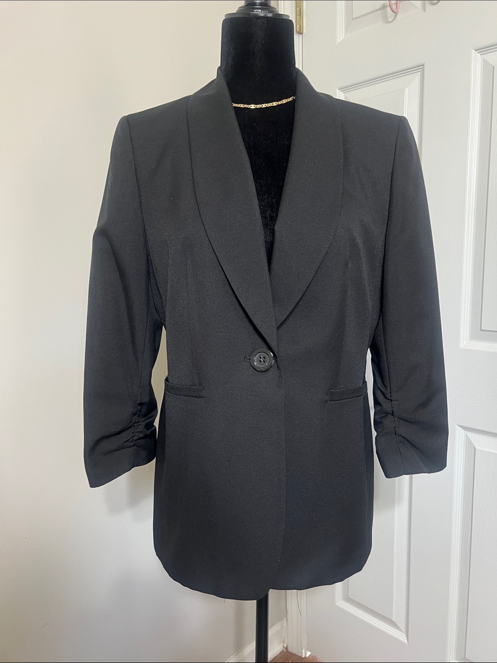 Kasper Black Single-Button Shawl Collar Blazer
